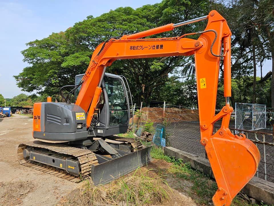 Hitachi ZX75US-3