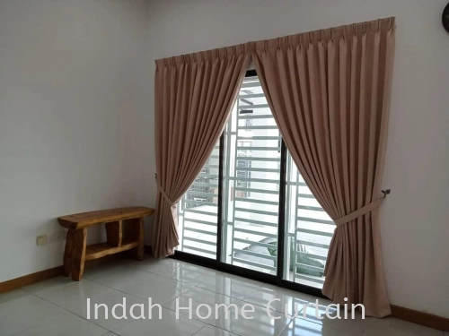 Simple Curtain with Blind Installation