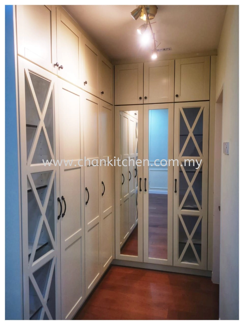 SOLID NYATOH SWING DOOR WARDROBE 