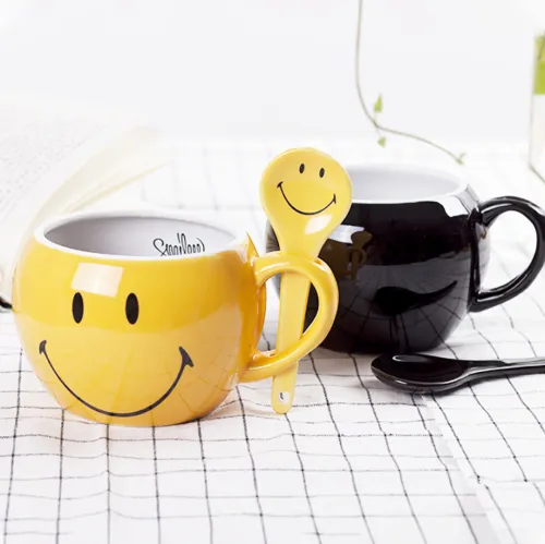 Creative Cute Smiley Ceramic Coffee Mug