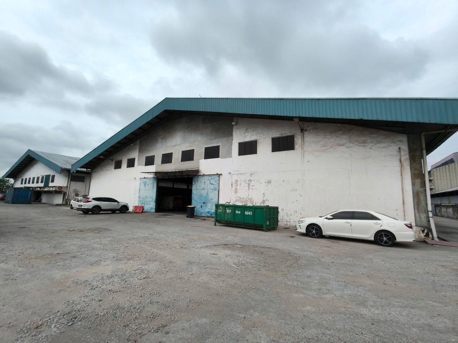 Industries - Pasir Gudang Chinese Factory