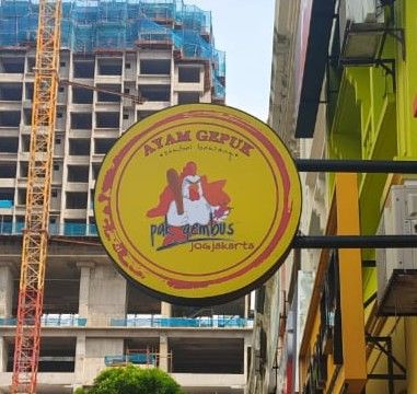 登嘉楼（Terengganu）、彭亨（Pahang）及吉兰丹（Kelantan）圆形双面灯箱招牌承建商