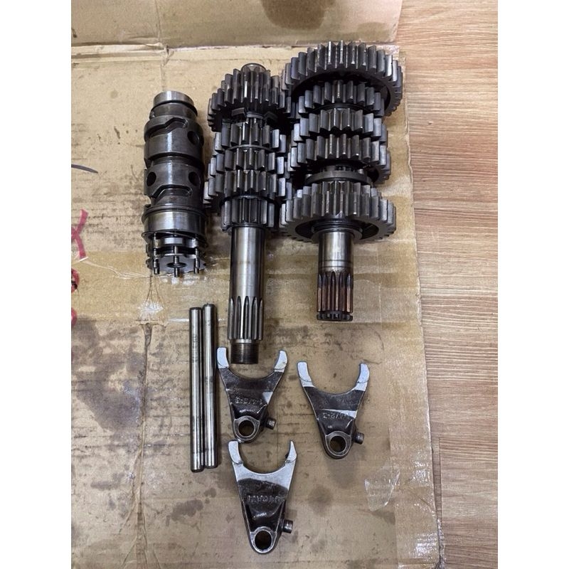 DUCATI 900SS TRANSMISSION / GEAR BOX 1990-1998