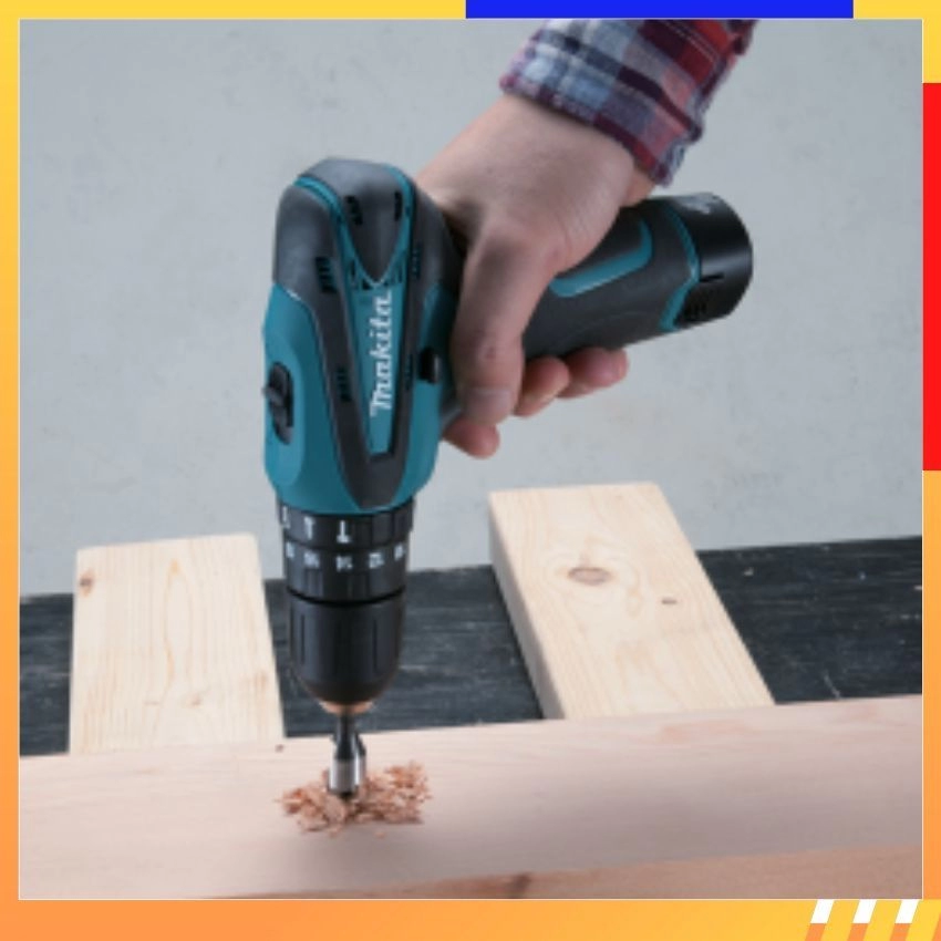 Makita HP330DWE 10 mm (3/8") 10.8V Cordless Hammer Driver Drill