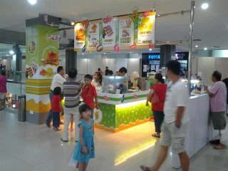 Funhut Outlet Segamat 2012