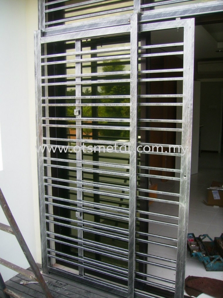 MD003 Metal Door (Grill) Johor Bahru (JB) Design, Supplier, Supply | OTS Metal Works