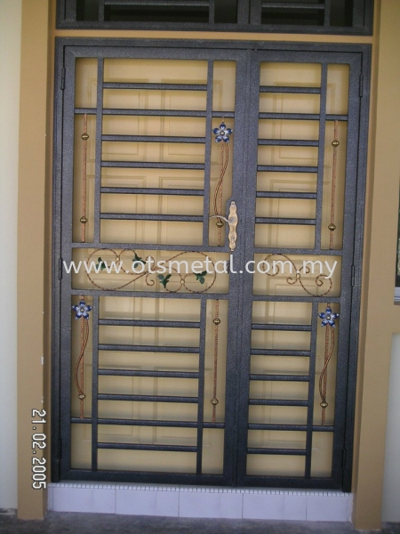 MD002 Metal Door (Grill) Johor Bahru (JB) Design, Supplier, Supply | OTS Metal Works