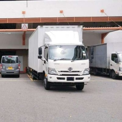 20FT Tail Lift Lorry Rental (Singapore To Melaka)