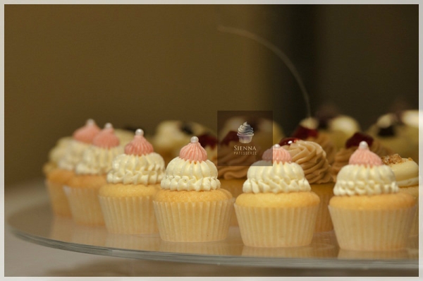 Classic vanilla flavor cupcake Cupcakes Sienna Patisserie Johor Bahru JB Malaysia Supply, Supplier, Supplies | Xuan Huat Food Equipment Sdn Bhd