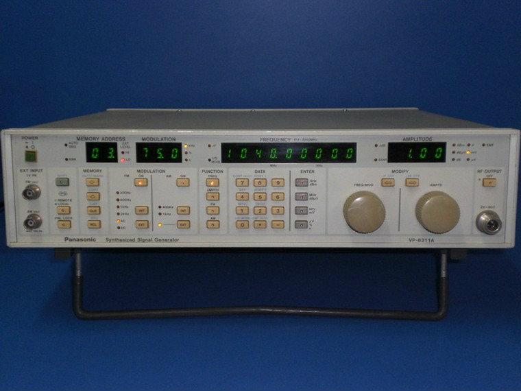 人気が高Panasonic VP-8311A AM-FM Stereo Singnal Generator 信号発生器 その他