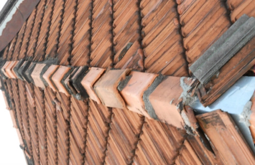 Roof Tiles Repairing