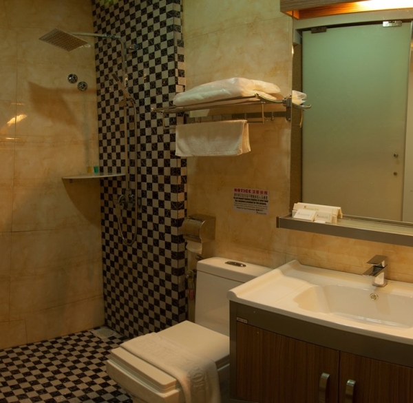 King - Attached Bathroom King Skudai, Sutera Utama, Johor Bahru (JB)  | Avantgarde Hotel Sdn Bhd