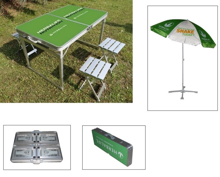 Foldable Table with Parasol