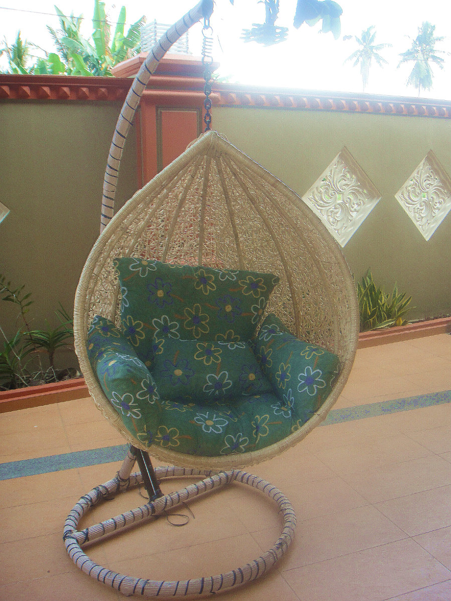 HC 004 - IRON FRAME HANGING CHAIR
