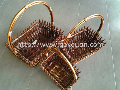 BAS 127 - RECTANGULAR WICKER FRUIT BASKET WITH HANDLE