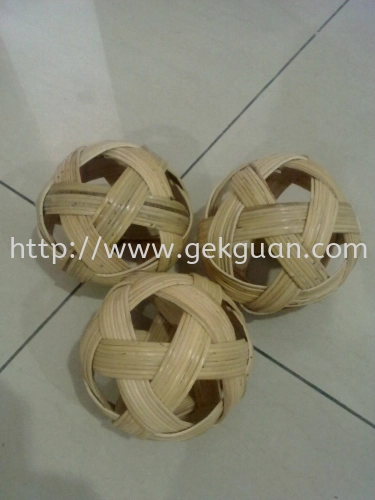 BT 001 - TAKRAW BALL (ONE LAYER)