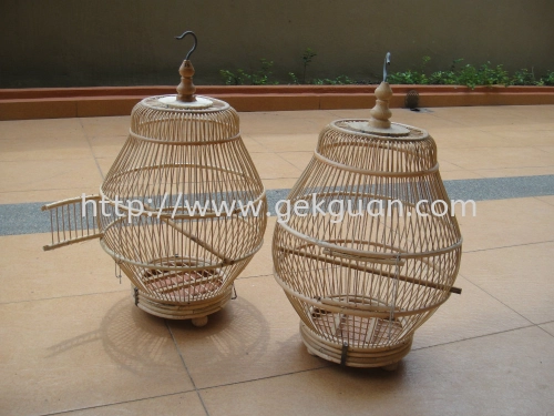 CAG 007 - 10" RATTAN BIRD CAGE