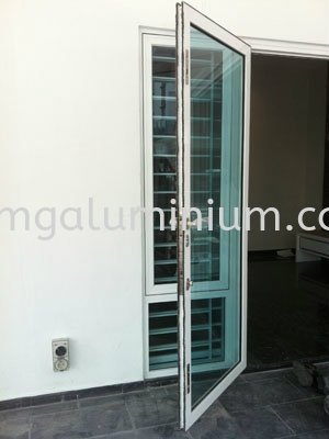  Swing Door Aluminium Door Johor Bahru (JB), Johor. Design, Installation, Supply | MG Aluminium & Glass Works