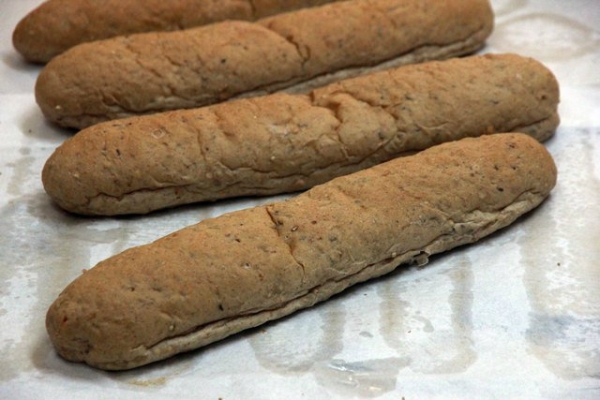 Multi Grains Long Raisin Bread Kuala Lumpur (KL), Malaysia, Selangor Supplier, Manufacturer, Wholesaler, Exporter | Tat Bakery Sdn Bhd