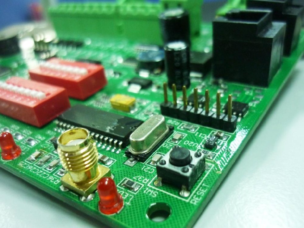 PCB Assembly for Intelligent Hanger System