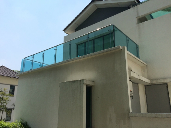  Balcony Puchong, Selangor, Kuala Lumpur (KL), Malaysia. Supplier, Supply, Supplies, Service | LS Venture Glass Sdn. Bhd.