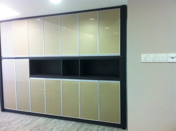 Aluminium Wardrobe Wardrobe Aluminium Cabinet / Wardrobe Puchong, Selangor, Kuala Lumpur (KL), Malaysia. Supplier, Supply, Supplies, Service | LS Venture Glass Sdn. Bhd.