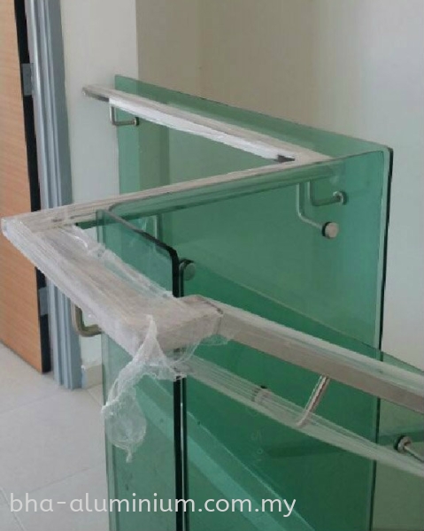  STAIRCASE GLASS RAILING TEMPERED GLASS Johor Bahru (JB), Malaysia, Senai Supplier, Suppliers, Supply, Supplies | BHA Aluminium & Glass Sdn Bhd