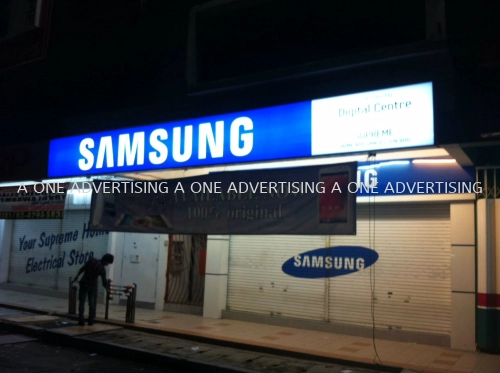 *Samsung Centre* Lightbox Signage