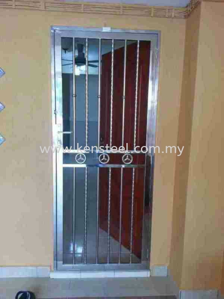 Door gril 32 Stainless steel door Seri Kembangan, Selangor, Kuala Lumpur, KL, Malaysia. Supplier, Suppliers, Supplies, Supply | Kensteel