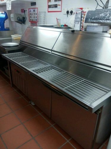 Counter Chiller