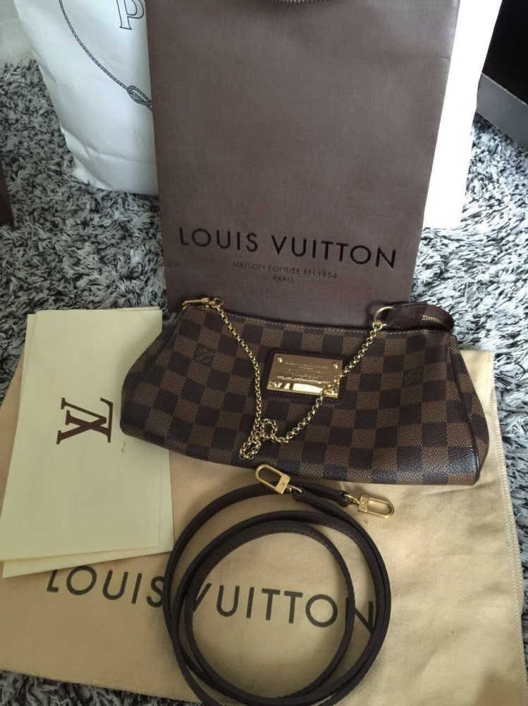 SOLD) Louis Vuitton Damier Ebene Eva Clutch Louis Vuitton Kuala