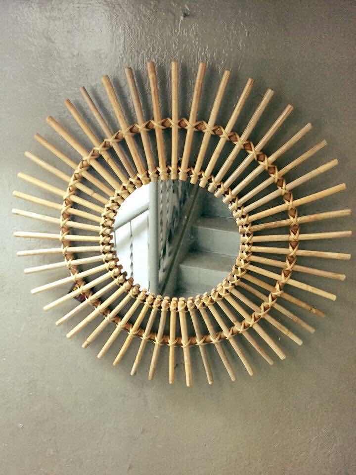 MIR 015 - RATTAN STICK ROUND MIRROR FRAME