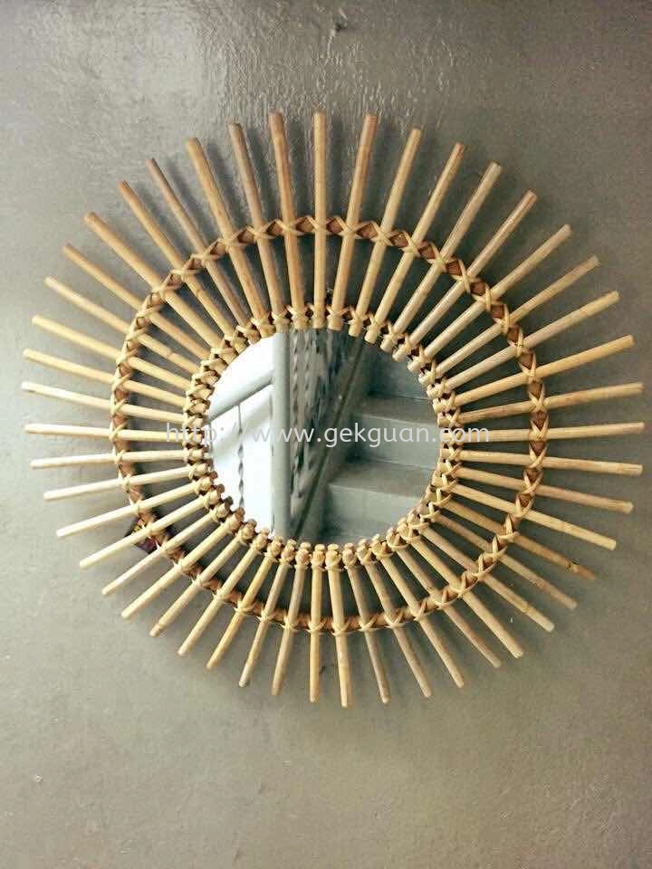 MIR 015 - RATTAN STICK ROUND MIRROR FRAME 