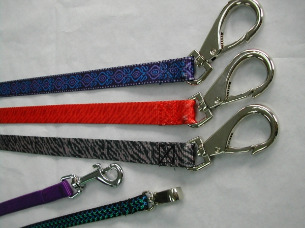  Pet Collars / Leash Value Added Selangor, Kuala Lumpur (KL), Malaysia, Balakong Manufacturer, Supplier, Supply, Supplies | Lian Ngoi Industry Sdn Bhd