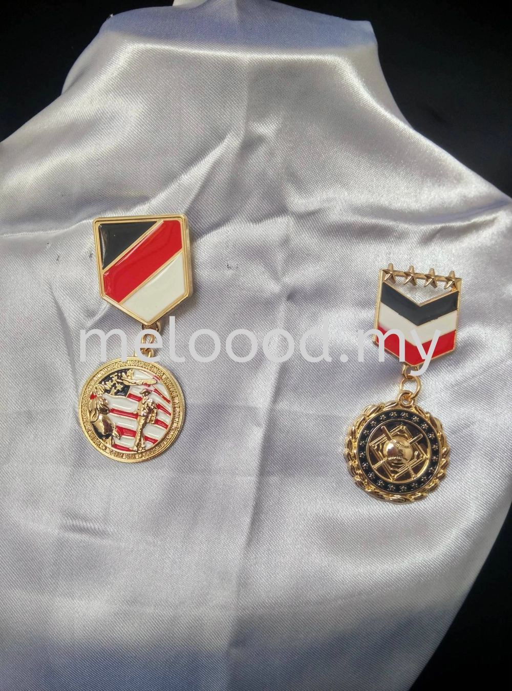 Badge/Brooch