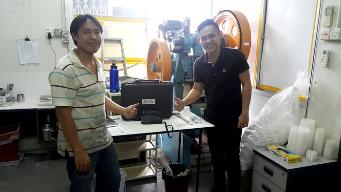 Xrite Portable Spectrophotometer helps on proper colour judgement