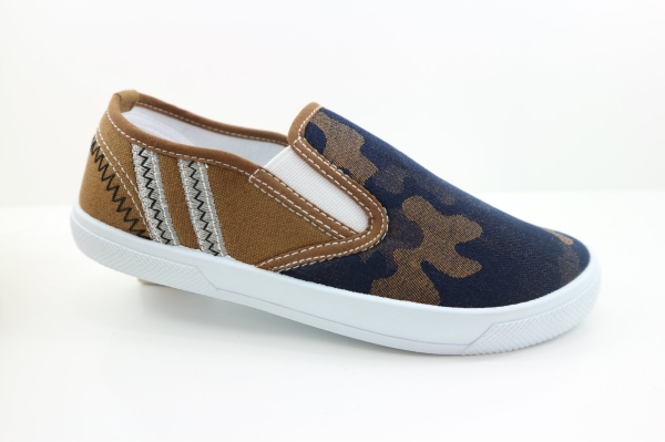 J38-3202 (Blue/Brown) RM39.90 Canvas Shoes JJ Mastini Children Malaysia, Selangor, Kuala Lumpur (KL), Balakong Supplier, Suppliers, Supply, Supplies | JJ Mastini Sdn Bhd