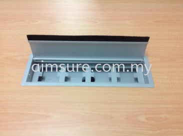 Metal socket box with 4 nos opening