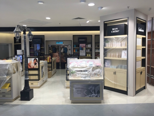 Canmake Outlet Renovation At Mid Valley Shopping Mall Shopping Renovation  Selangor, Malaysia, Kuala Lumpur (KL), Seri Kembangan Service, Design, Renovation | Comston Sdn Bhd