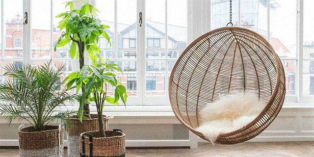 HC 013 - IRON FRAME RATTAN HANGING CHAIR