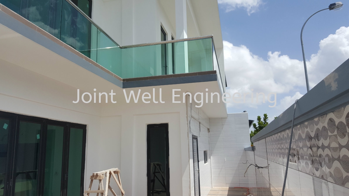 Tempered Glass Stainless Steel Handle Stainless Steel Balcony Railing Johor Bahru (JB), Johor Installation, Supplier, Supplies, Supply | Joint Well Engineering