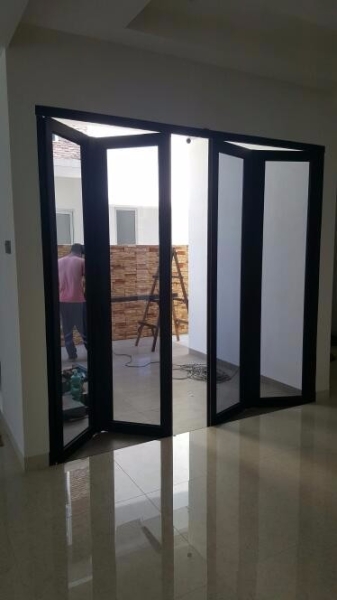  Folding Doors Siri Pintu Malaysia, Selangor, Kuala Lumpur (KL), Batu Caves Pembekal, Membekal, Pemasangan, Perkhidmatan | Hup Hing Aluminium Sdn Bhd