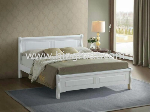 6508 Wooden Bed