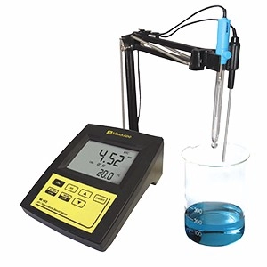 Temperature Laboratory Bench Meter