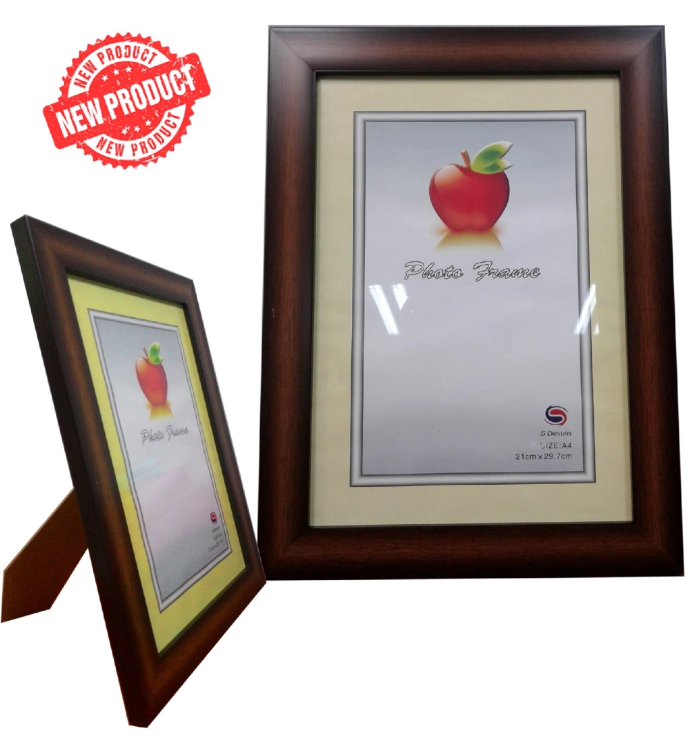 RE 001 WOODEN PHOTO FRAME