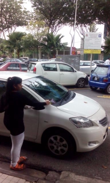 Car Windscreen Flyer Distribution Car Windscreen Insertion Local Distribution Malaysia, Selangor, Kuala Lumpur (KL), Puchong Services, Distribution, Delivery | DDG Enterprise