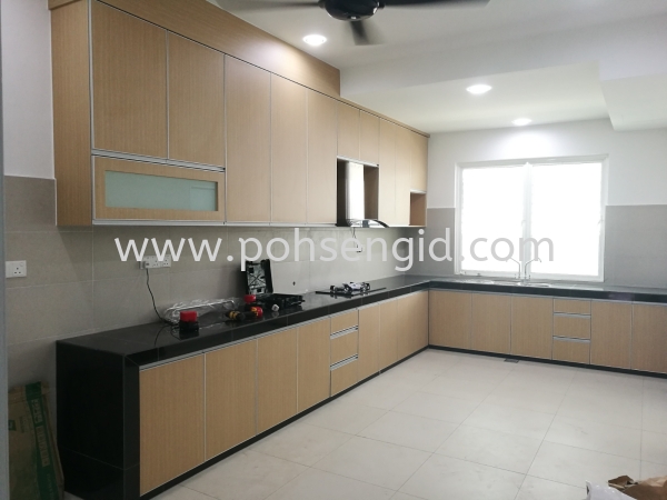 Solid Plywood Laminated Kitchen Cabinet #SRI SENDAYAN Kitchen Seremban, Negeri Sembilan (NS), Malaysia Renovation, Service, Interior Design, Supplier, Supply | Poh Seng Furniture & Interior Design