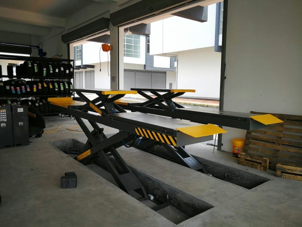 ISAKI Japan 3500kgs Alignment Twin-rise Scissors Lift Mesin Lif Gunting Isaki Jepun Malaysia Johor Selangor KL Supply Supplier Suppliers | Acefield Automotive Equipment Tools Sdn Bhd