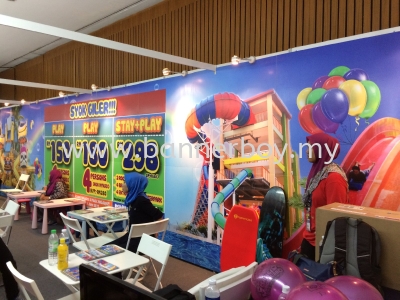 Exhibition Backdrop Setup / Shell Scheme Backdrop Setup / Exhibit Backdrop / Booth Wrapping