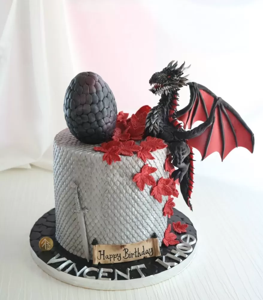 Game of Throne Dragon Cake